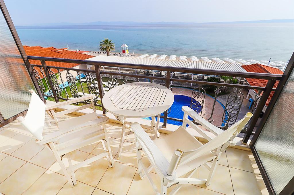 Hanioti Grandotel Ngoại thất bức ảnh