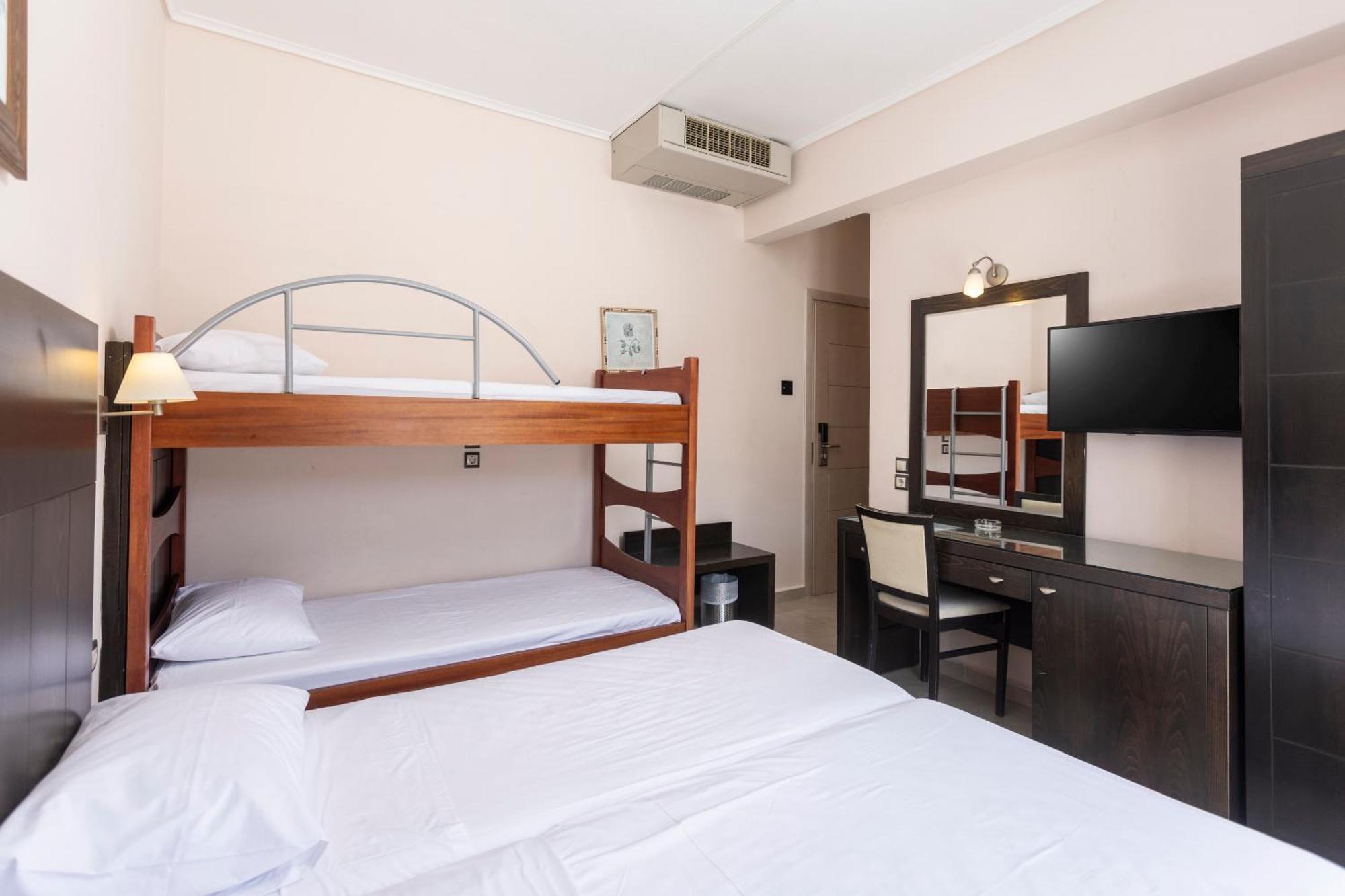 Hanioti Grandotel Ngoại thất bức ảnh